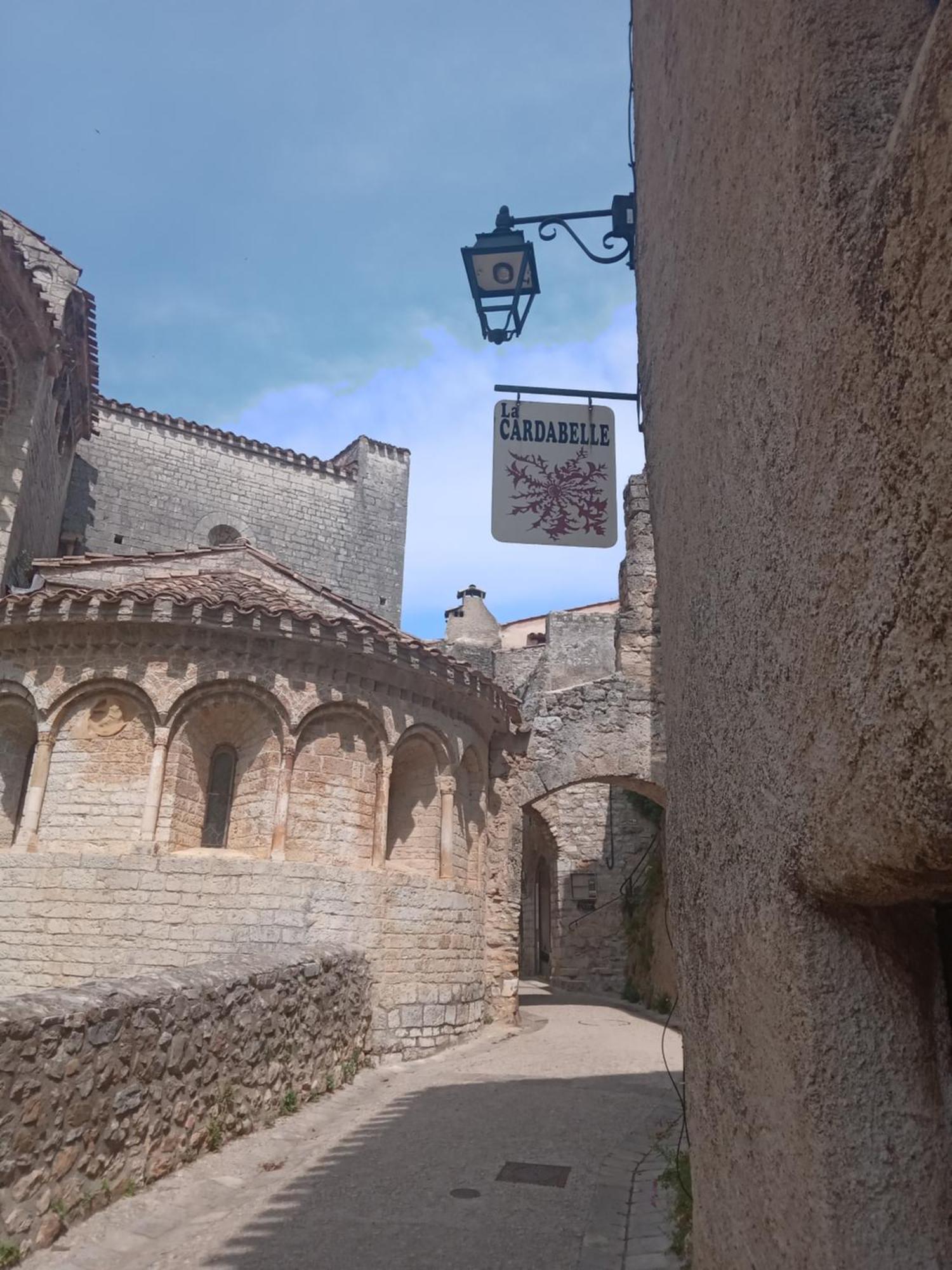 L'echappee Belle *